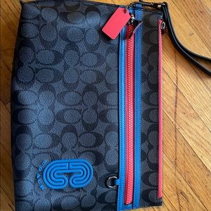 Coach wristlet/clutch